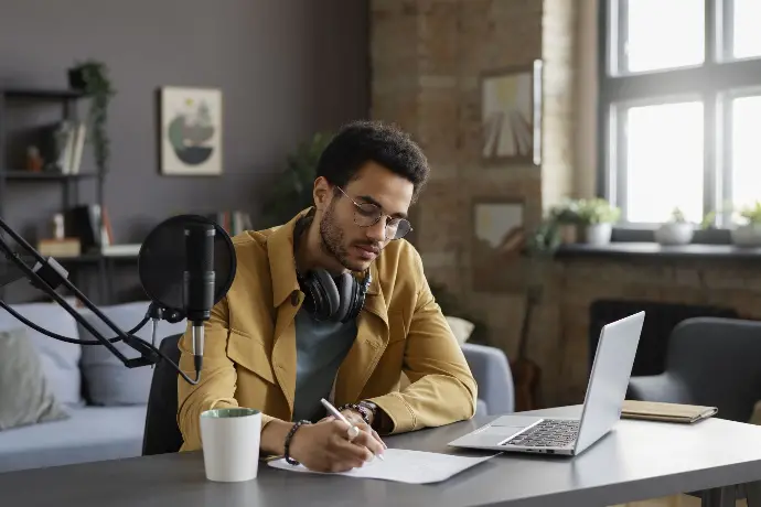 Man writing content